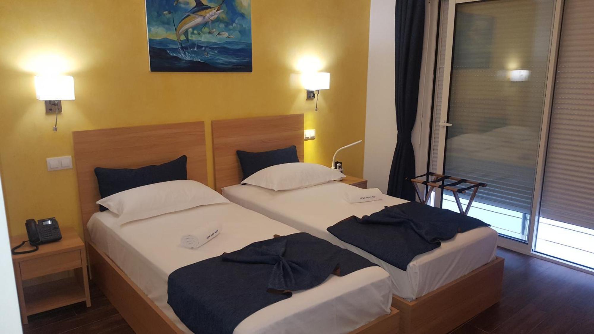 Blue Marlin Hotel Mindelo Eksteriør bilde